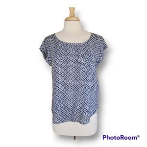 Adrienne Vittadini Cap Sleeve Summer Top. Size Medium